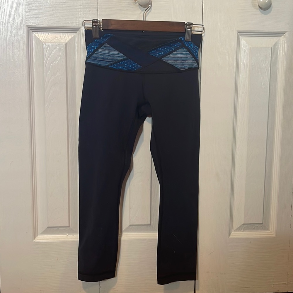 Navy lululemon leggings